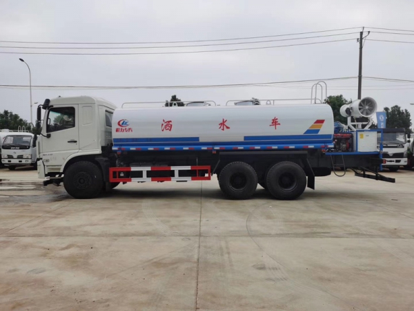 东风锦程18吨洒水车，后八轮洒水车价格