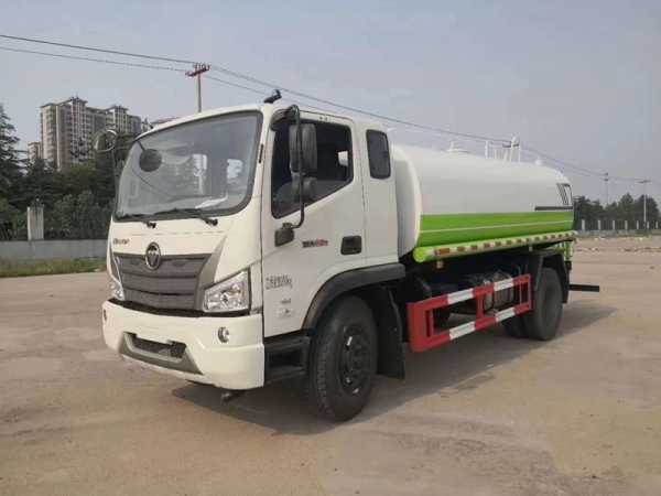 福田瑞沃洒水车（12吨）