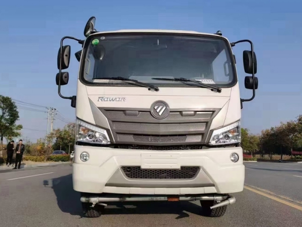 福田瑞沃洒水车（12吨）