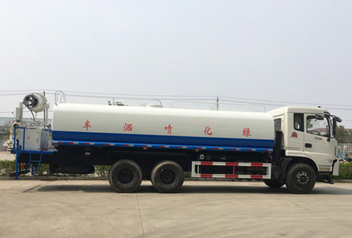 东风后八轮18方多功能抑尘车
