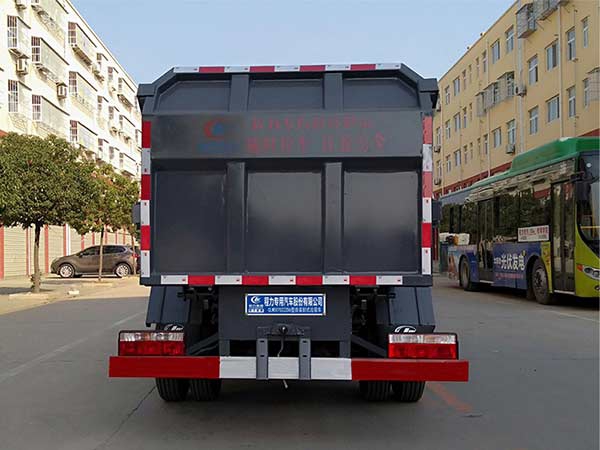 程力威牌CLW5070ZZZD6型自装卸式垃圾车