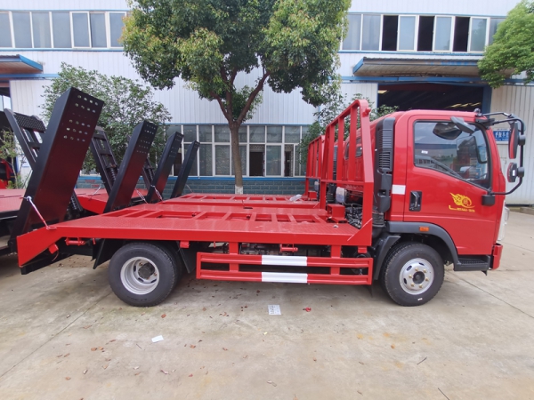国六豪沃蓝牌平板运输车