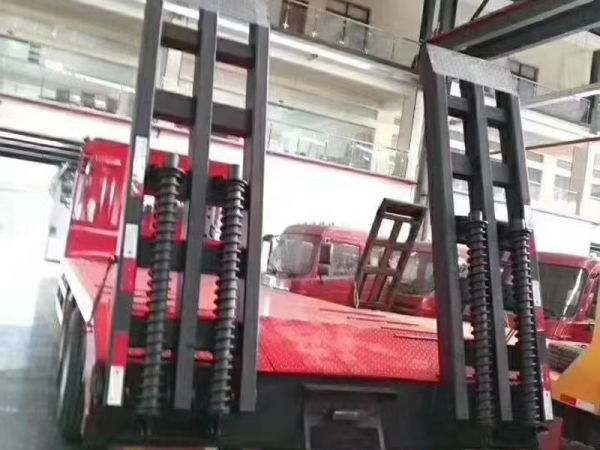 解放J6后八轮平板运输车