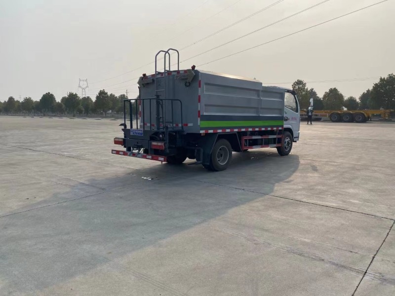 东风多利卡隧道壁清洗车