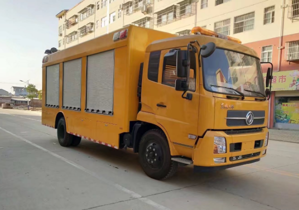 东风天锦抢险工具车