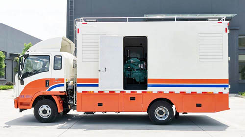 豪沃50-150KW电源车